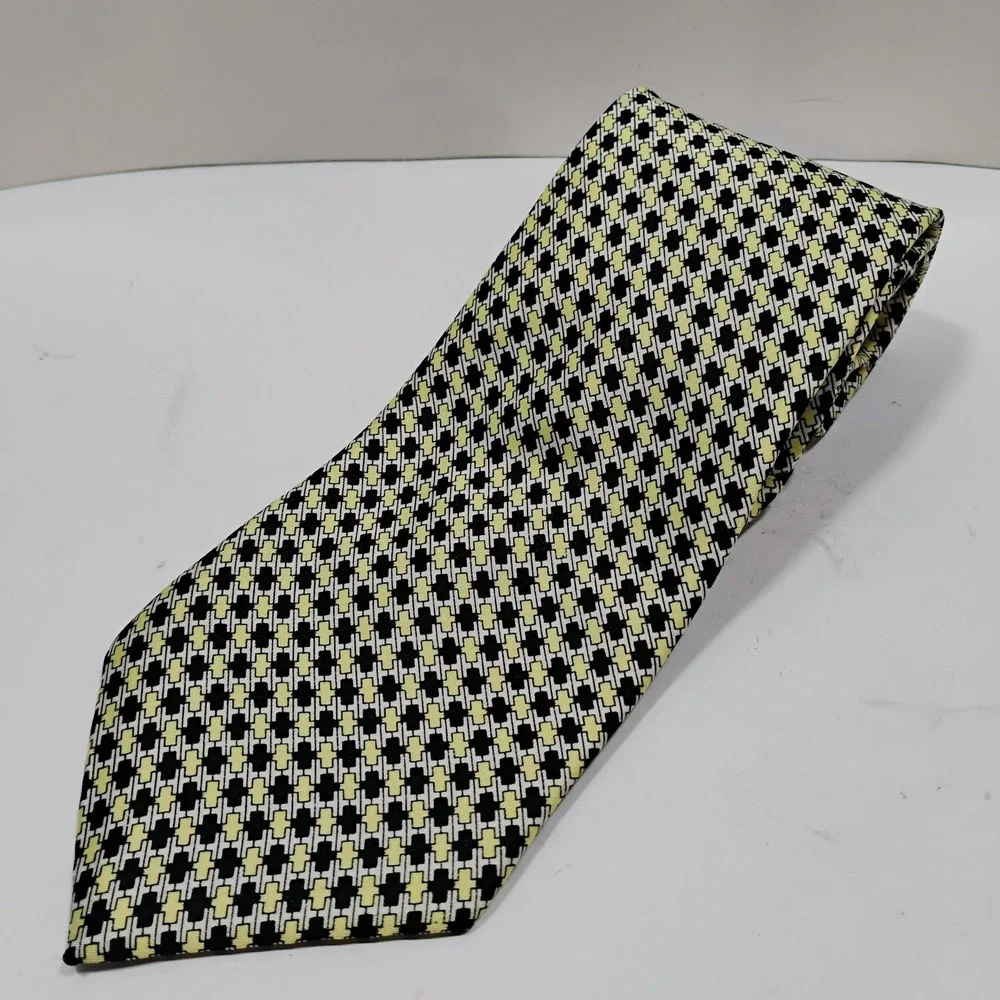 M.Antonioni Men's Neck Tied Silk Hand Made Italy Design Yellow Black Geometric